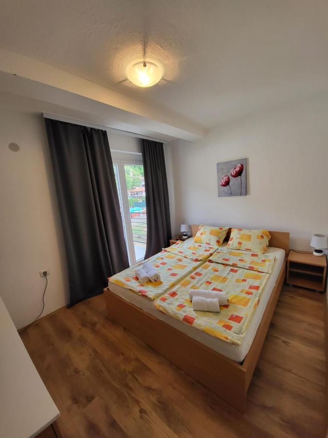 Villa Pegasus Pestani Ohrid Esterno foto