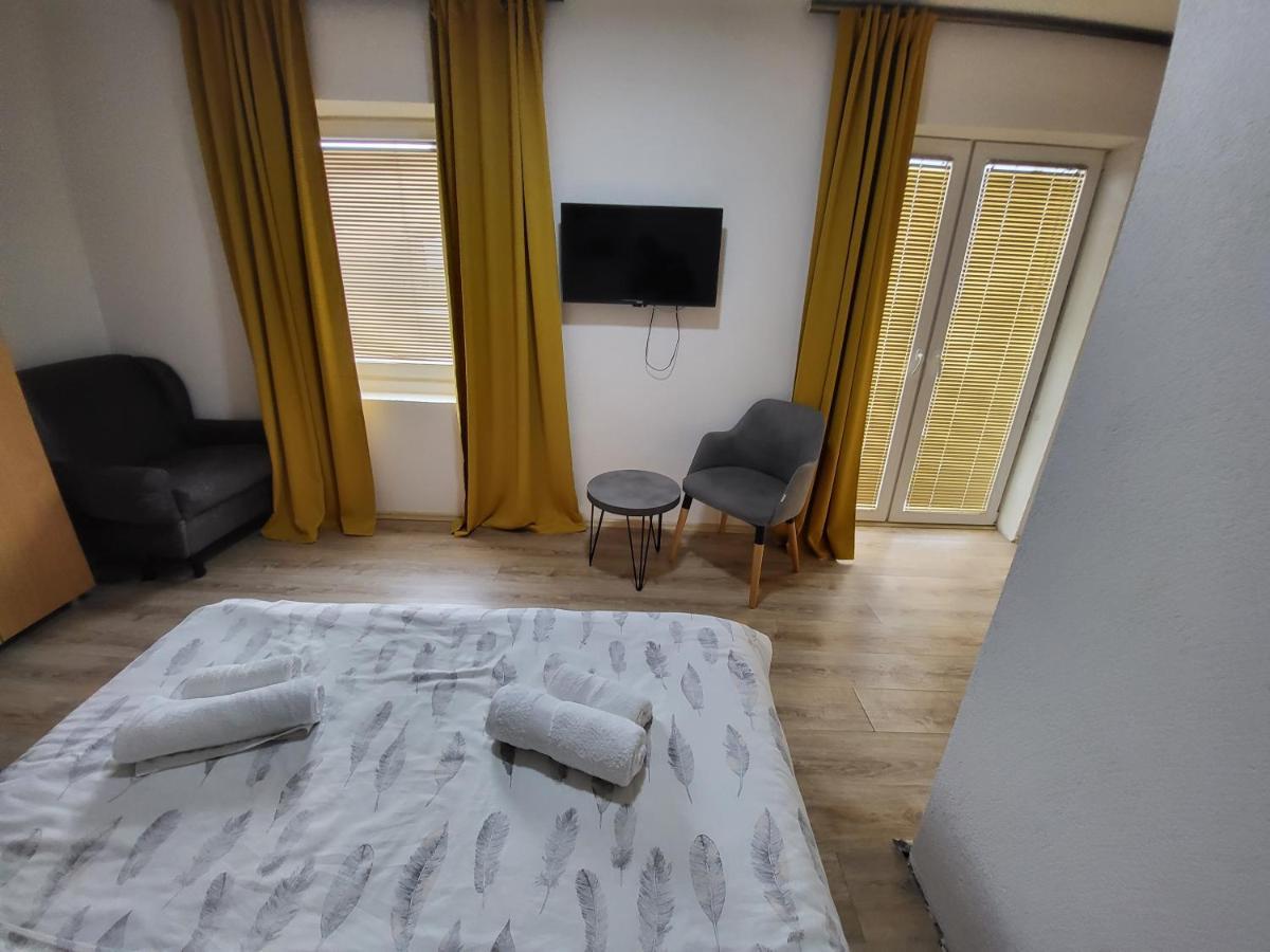 Villa Pegasus Pestani Ohrid Esterno foto
