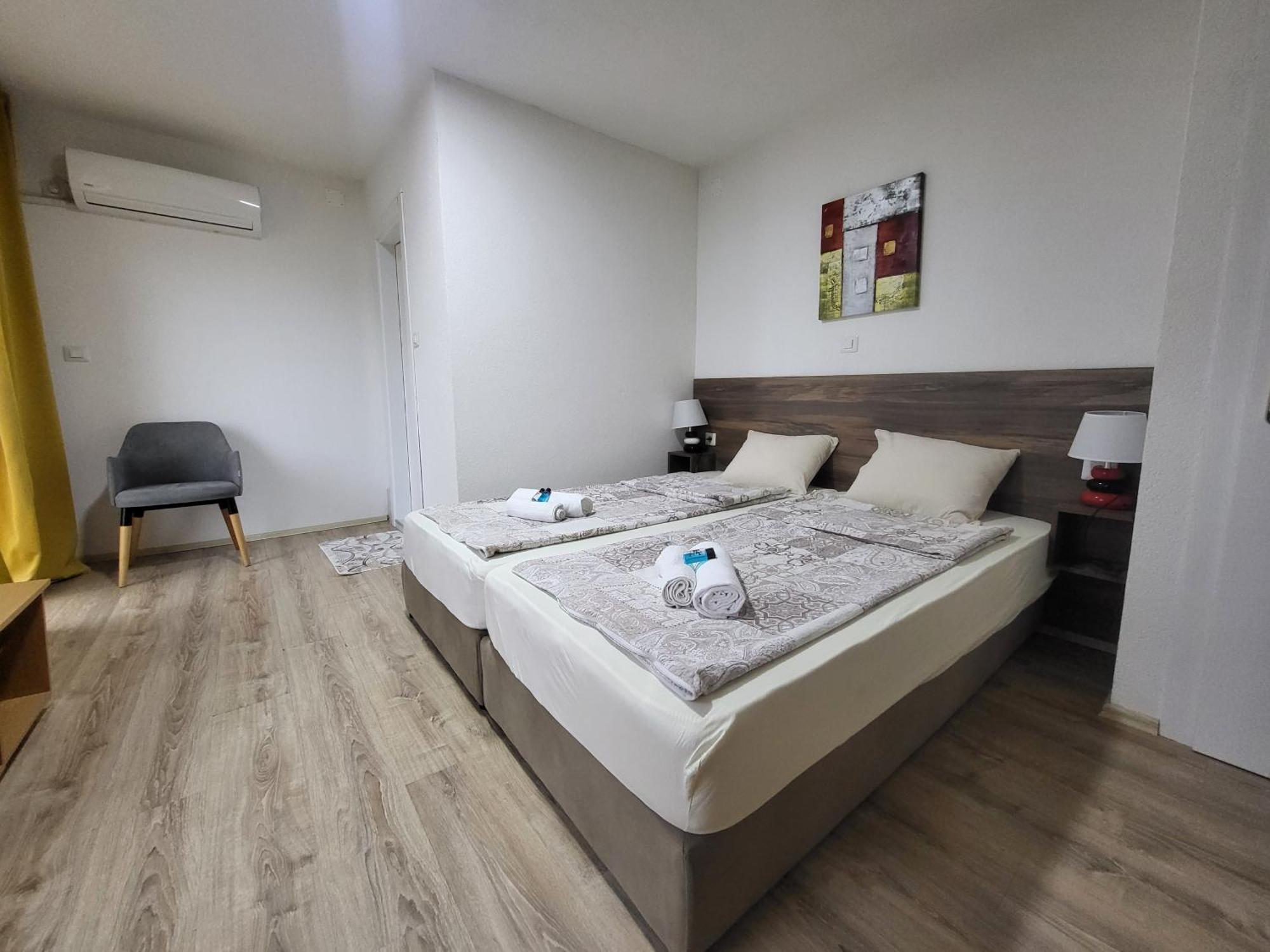 Villa Pegasus Pestani Ohrid Esterno foto